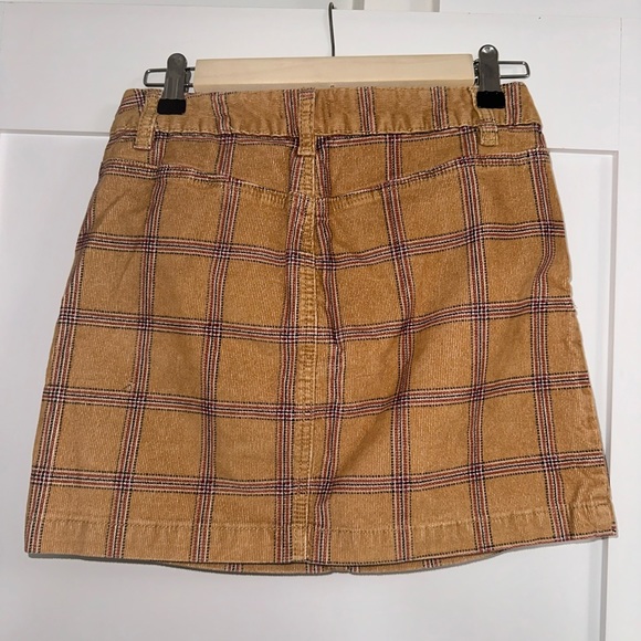 Plaid Mini Skirt - Picture 3 of 3